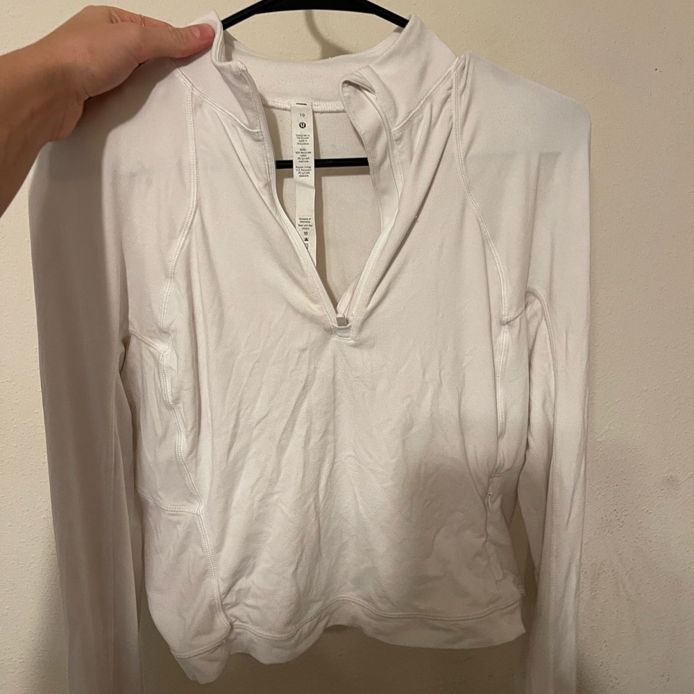 IT’S RULU RUN cropped half zip